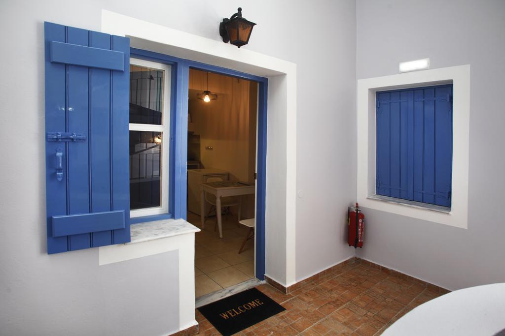 Studios Vasilis Agia Marina Exterior foto